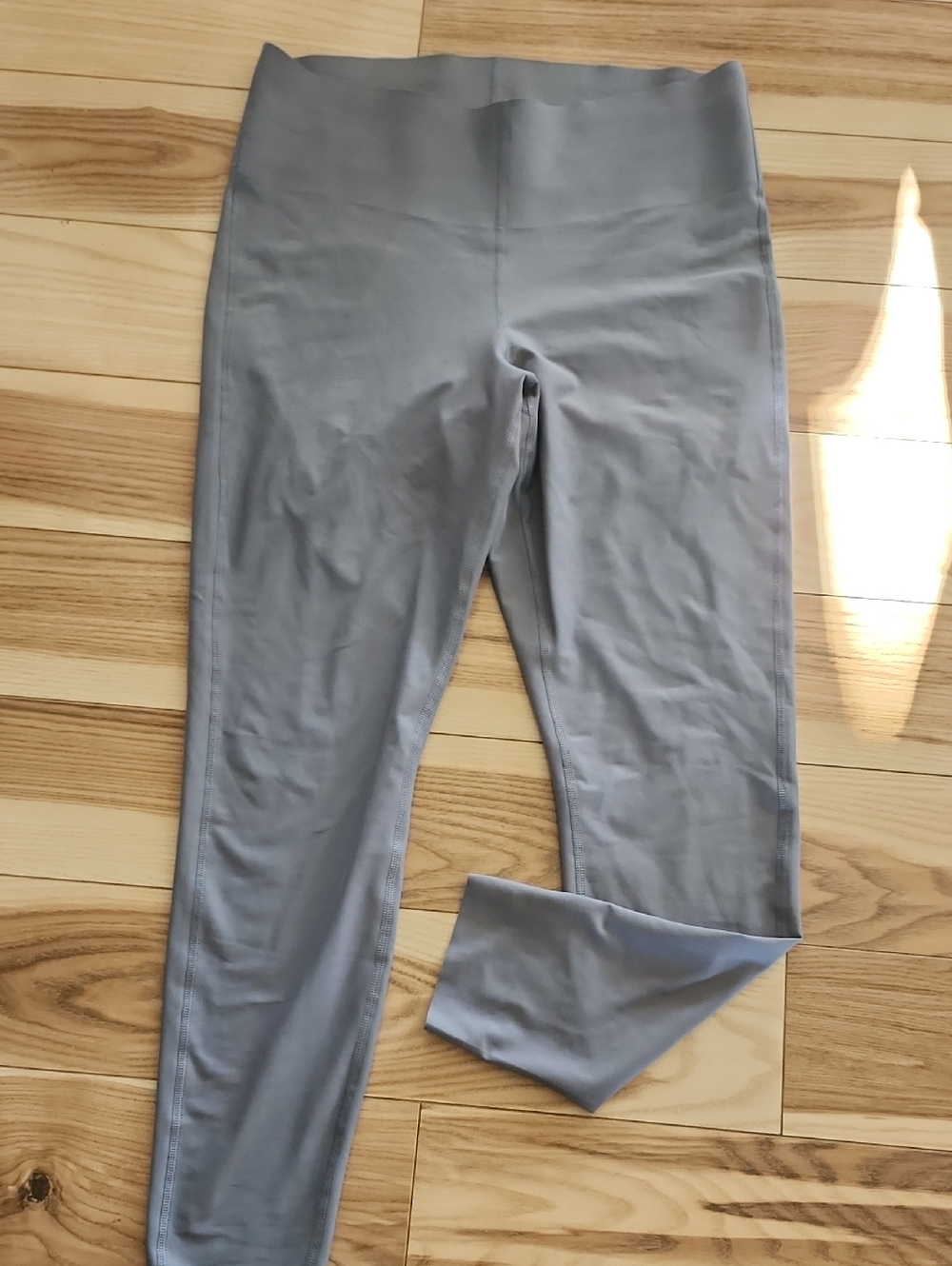 Old Navy Active Powersoft Sculpt Leggings in Gray